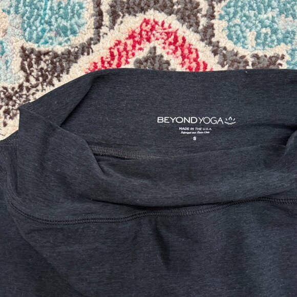 Beyond Yoga Move It Skirt Dark Grey Black Spacedye Size Small - Picture 4 of 5